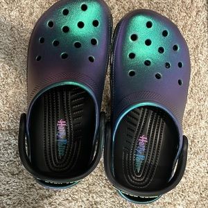 These Fab Crocs are a Harry Potter themed pair